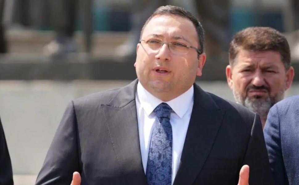 AKP’li Üsküdar Belediye Başkan Vekili Gültekin hayatını kaybetti