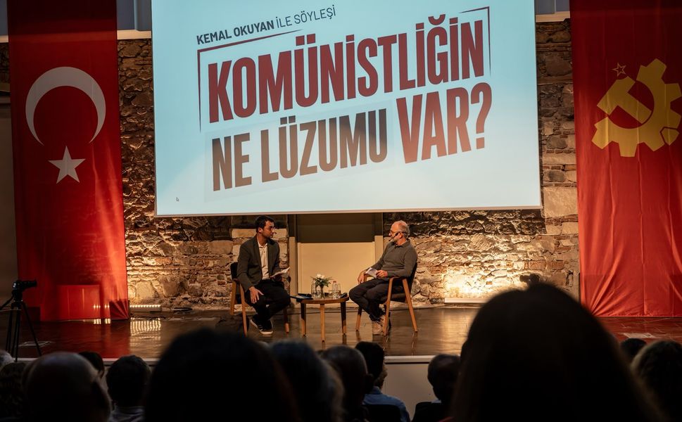 Gazeteci Terkoğlu ile TKP’li Okuyan, İzmirlilerle buluştu