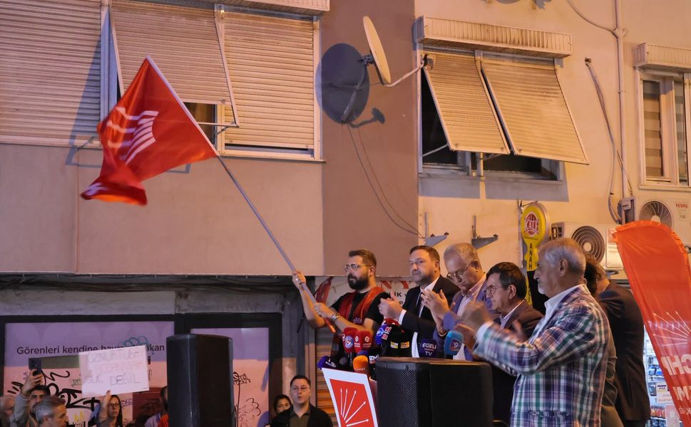'Son 2,5 yılda CHP’den AKP’ye 45 belediye başkanı geçti!'