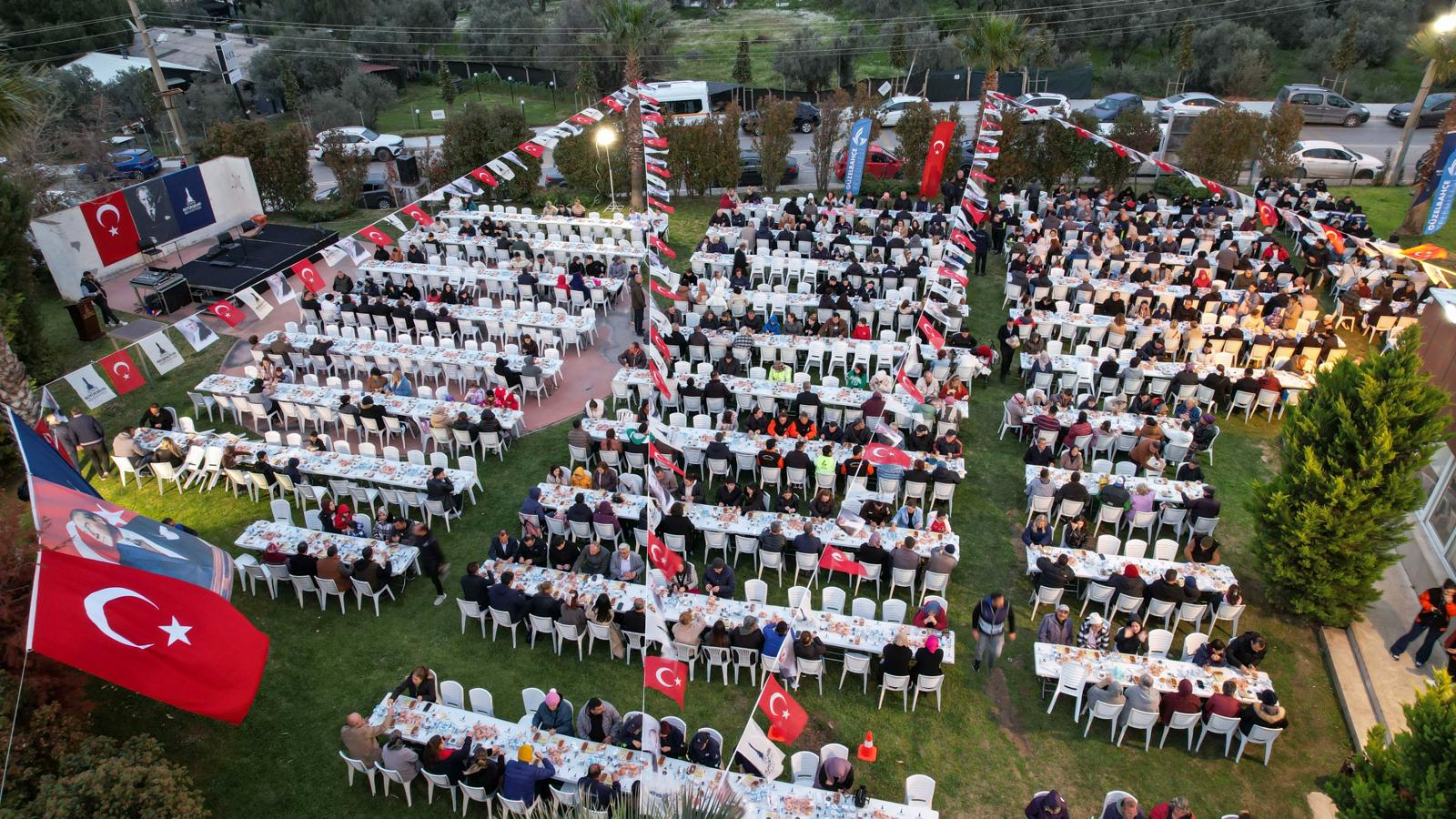 Başkan Tugay'dan İmamoğlu'na Destek Türk Milleti Adaletsizliğe Sessiz Kalmaz3