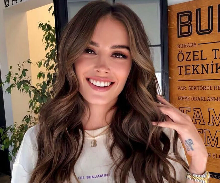 “Adile” Filminin Hülya Koçyiğit’i Belli Oldu!-2