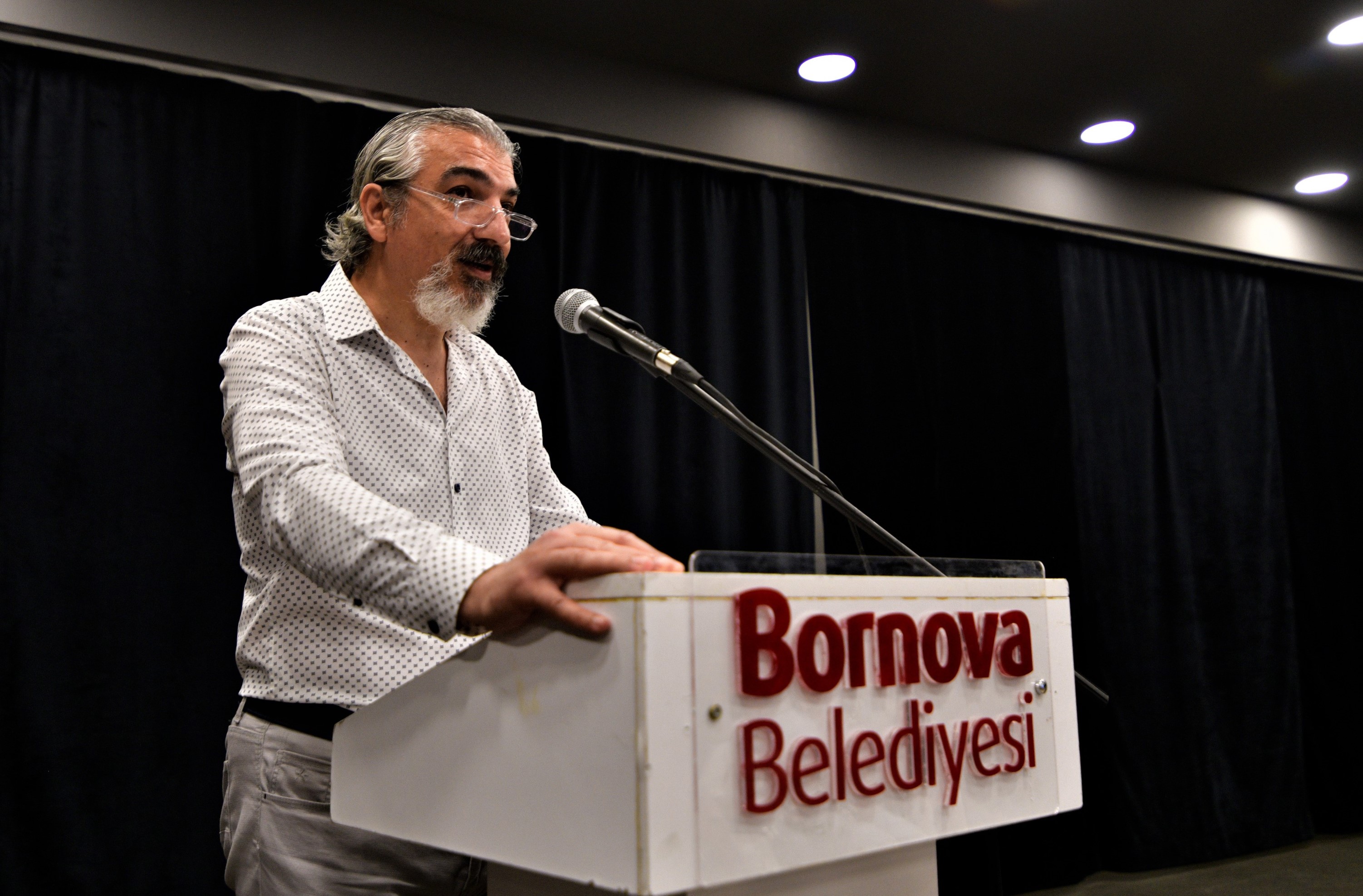 Bornova’da Şiirle Mevsimlere Dokunuş (3)