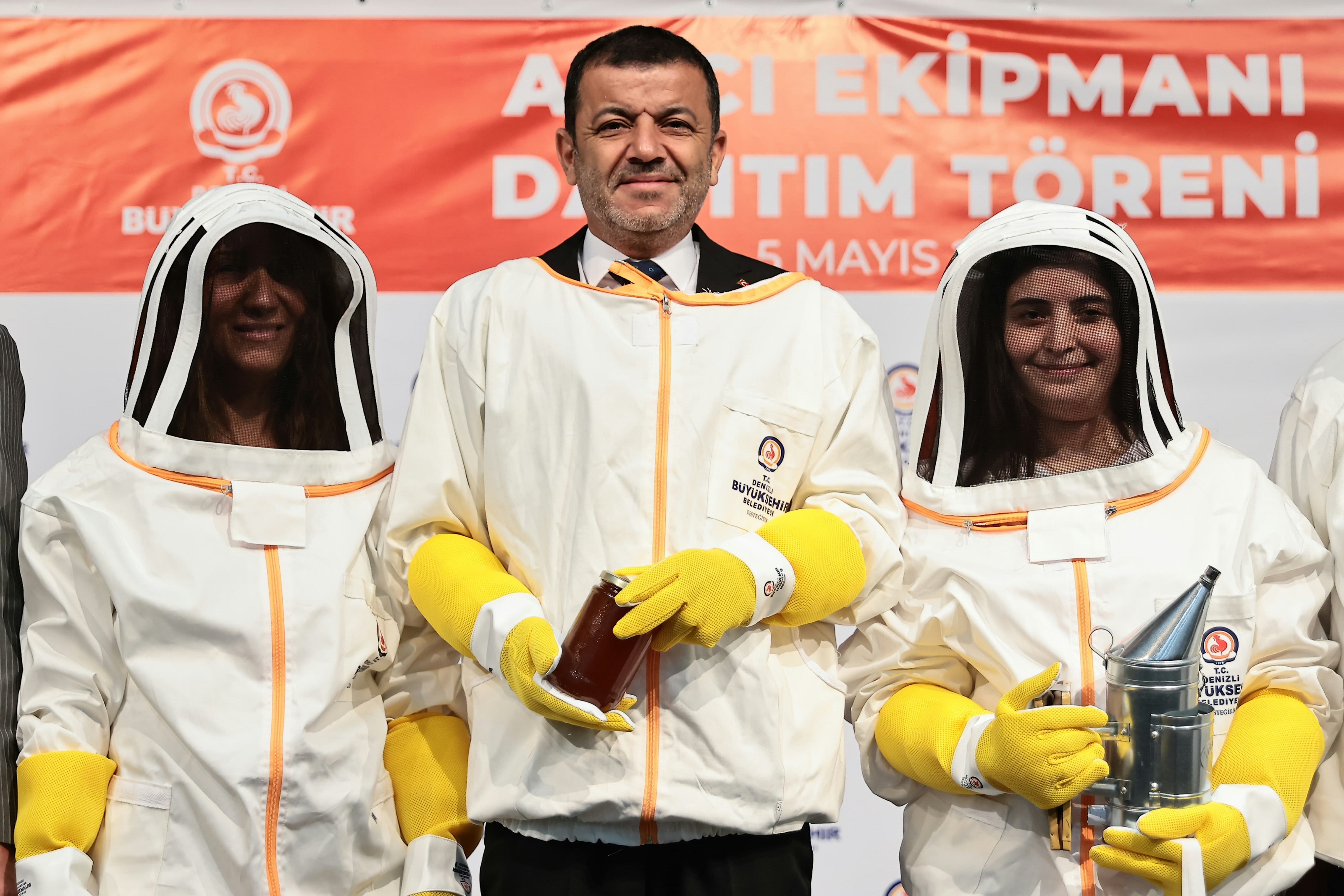 Denizli Büyükşehir’den Arıcılığa Altın Dokunuş (2)