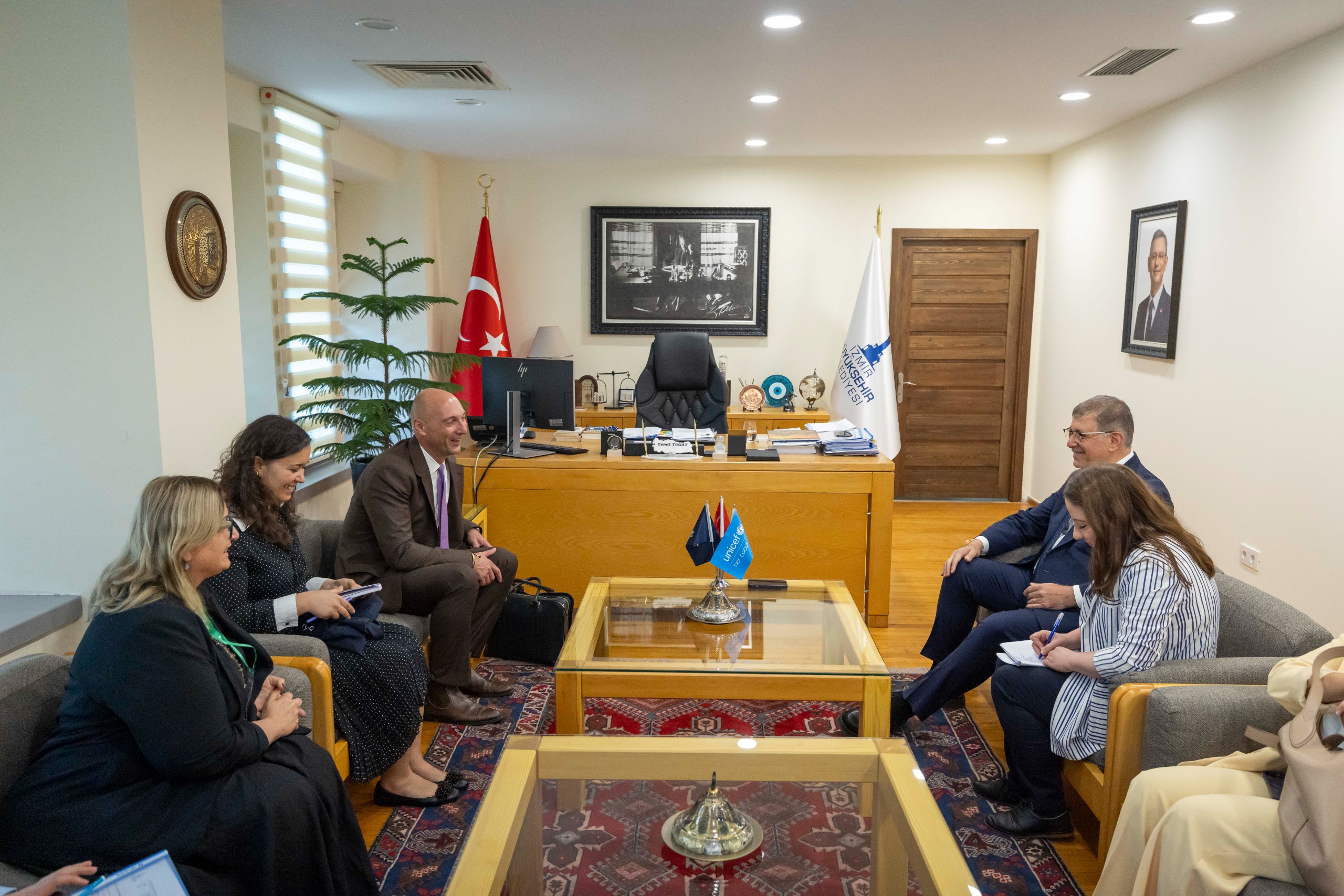 İzmir Büyükşehir Belediyesi Ve Unicef Iş Birliği Artarak Devam Edecek1
