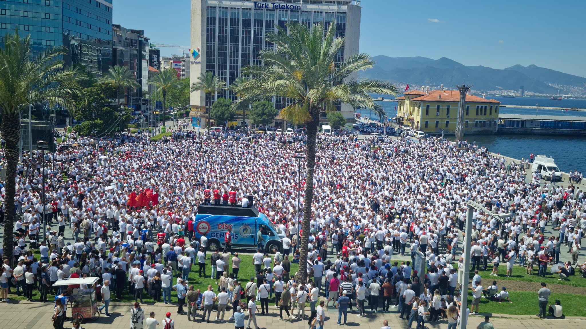 Grevin 5. Gününde Işçilerden 'Eşit Ücret' Çağrısı “Fazla Para Istemiyoruz” (3)