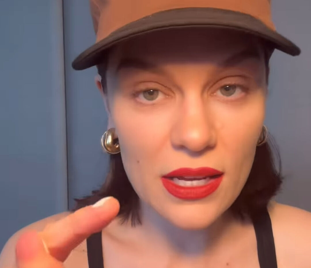 Şarkıcı Jessie J Kansere Yakalandı Her Haliyle Berbat Bir Şey