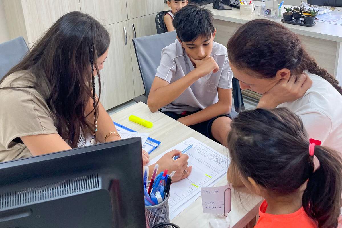 Buca'da Lgs Tercihi Yapan Öğrencilere Ücretsiz Destek (2)