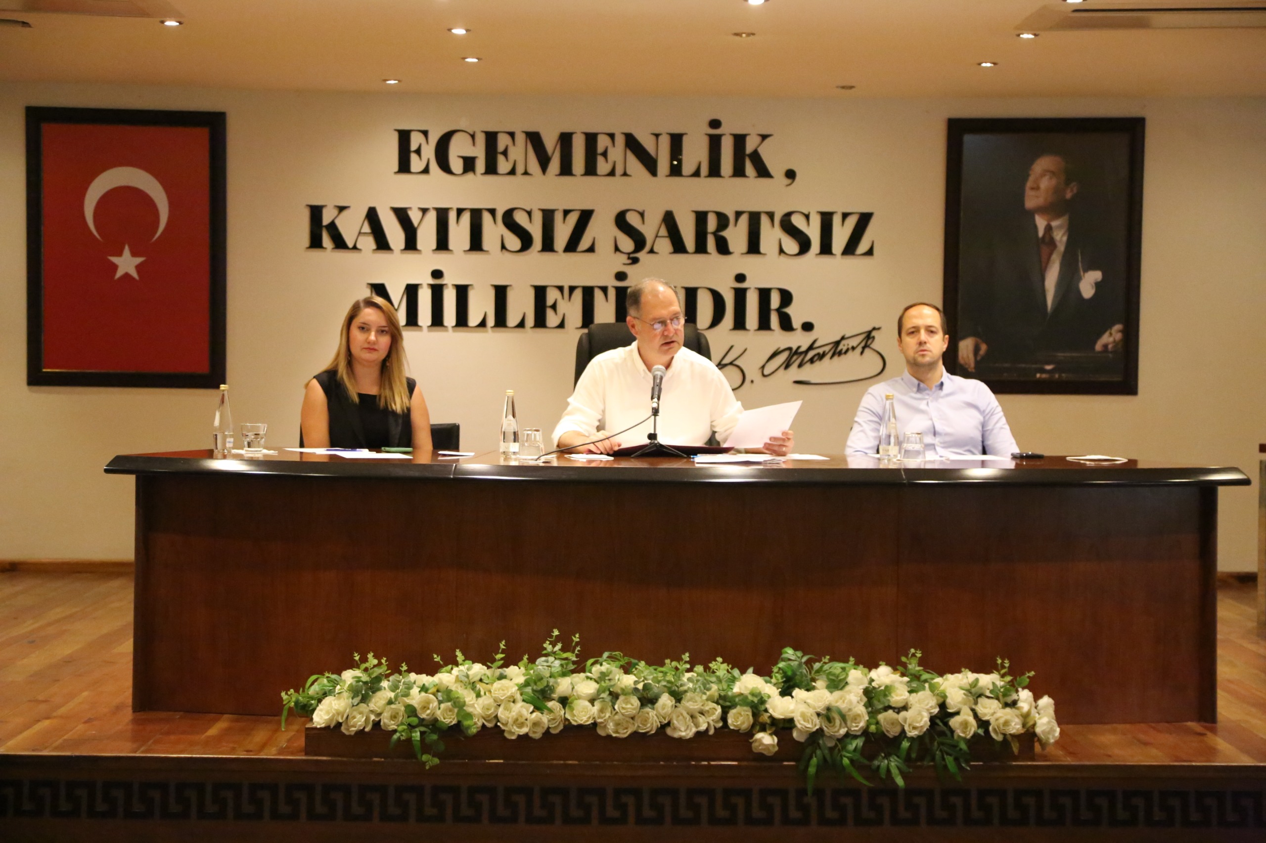Efes Selçuk Meclisi’nde Ak Parti’ye Yatırım Tepkisi Hakkımızı Alamıyoruz (1)