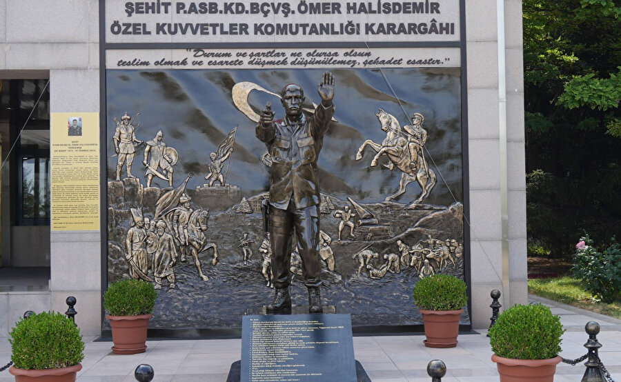 Ömer Halisdemir1