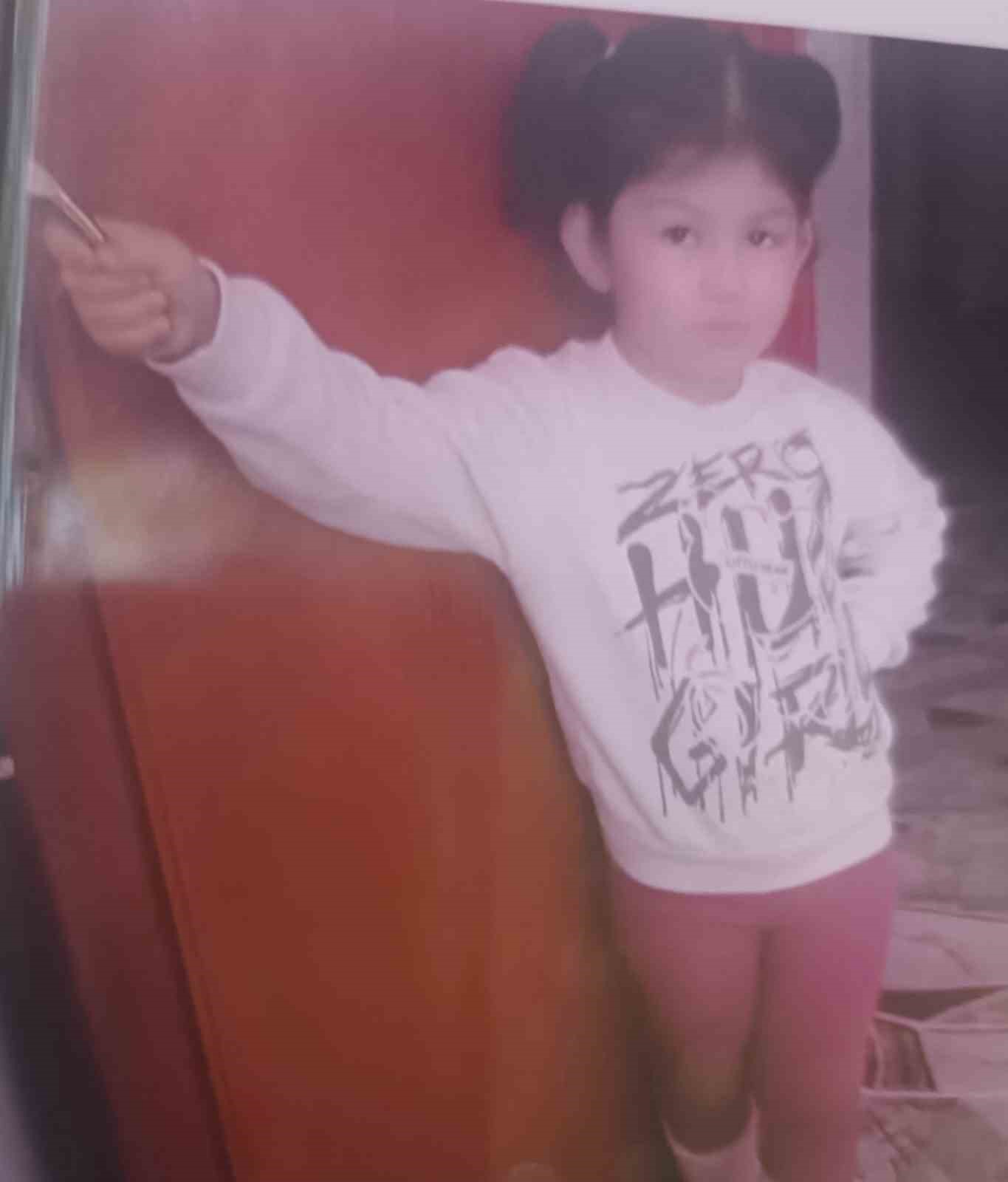 Oyun Oynarken Bornoz Ipi Boğazına Dolandı! 6 Yaşındaki Özlem Kurtarılamadı1