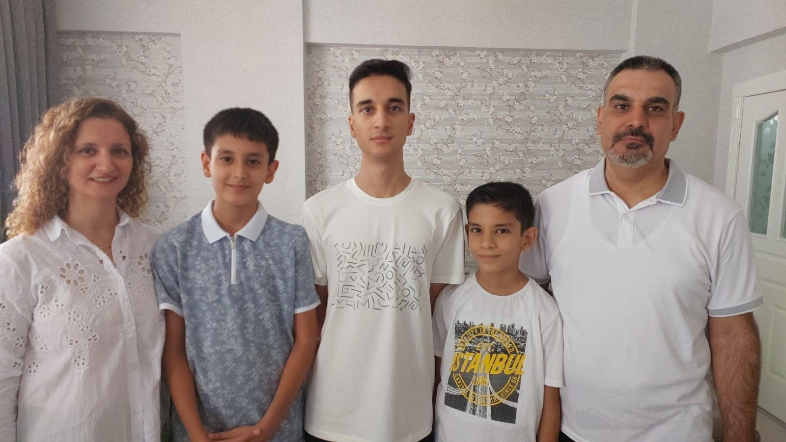 Tyt Ve Ayt Birincisi Ahmet Eren Özyurtseven Kimdir Kardeşi De Lgs Şampiyonu Çıktı! (1)