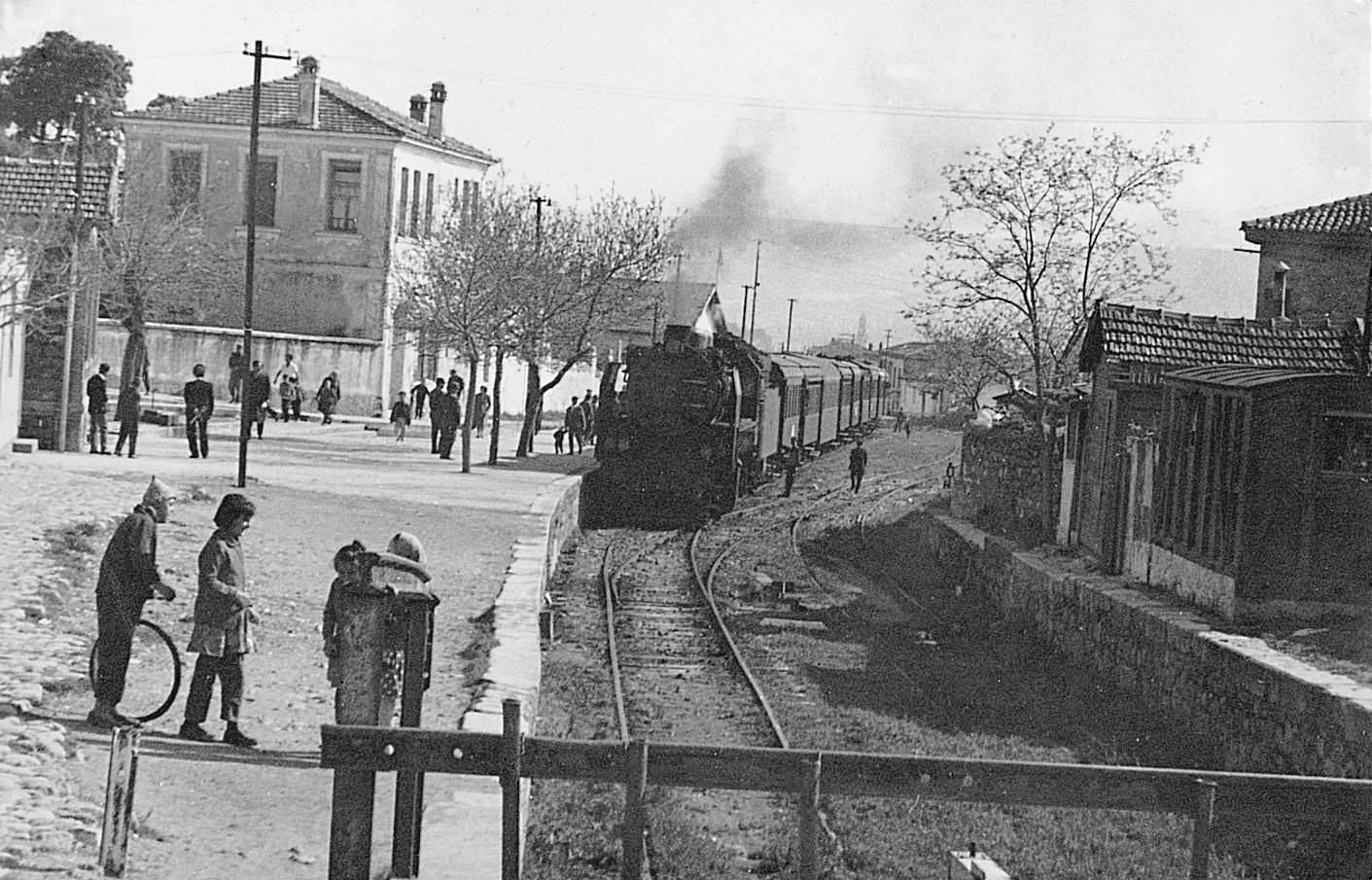 01 Kutu Kutu Kutu Seydiköy Tren İstasyonu