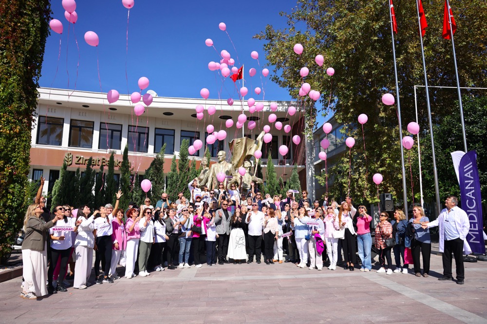 Çeşme’de Sağlığa Pembe Adımlar Atıldıphoto 2025 10 10 14 22 11