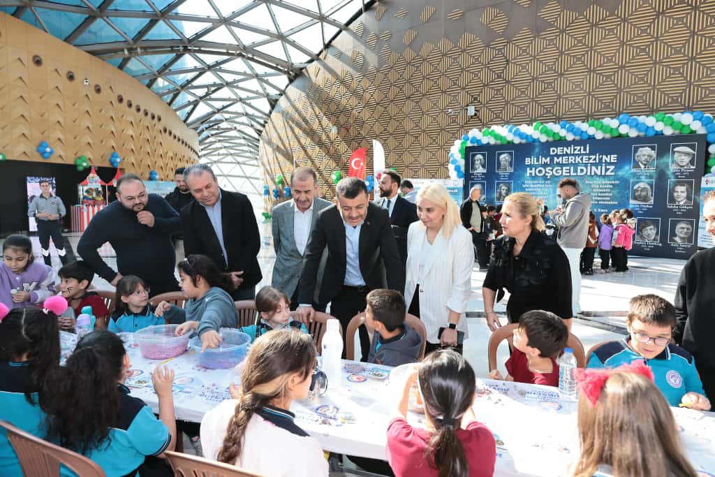Denizli Bilim Merkezi’nde Doğa Dostu Nesiller Bilimle Buluşuyor (1)