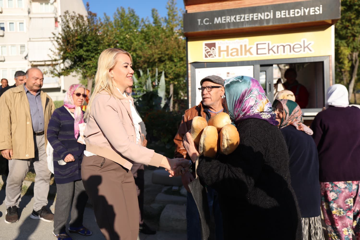 Merkezefendi̇ Halk Ekmek Yeni̇den Sofralarda (1)