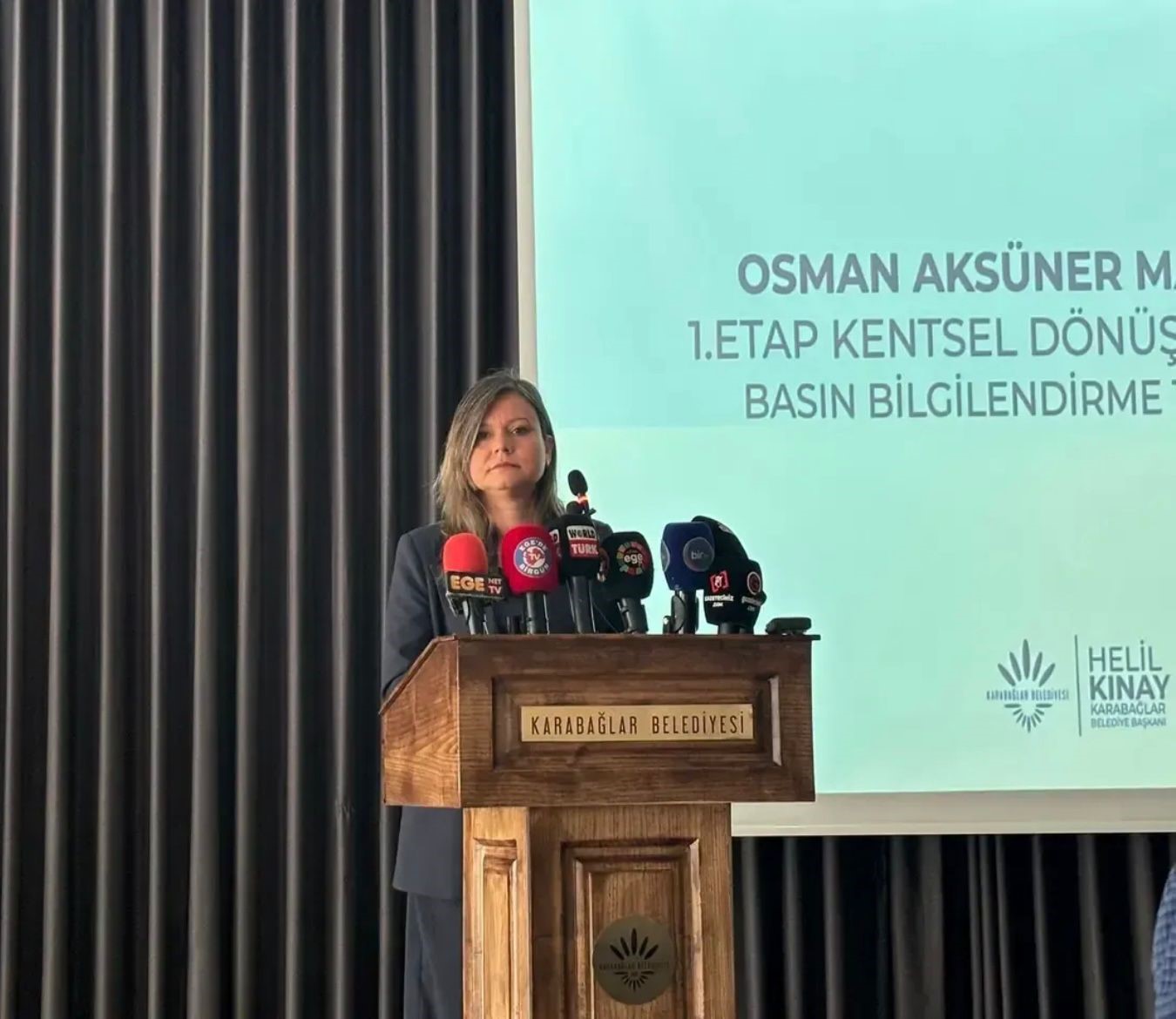 96F2E27F B74D 4Ebc 96C2 Aa7B281104D7