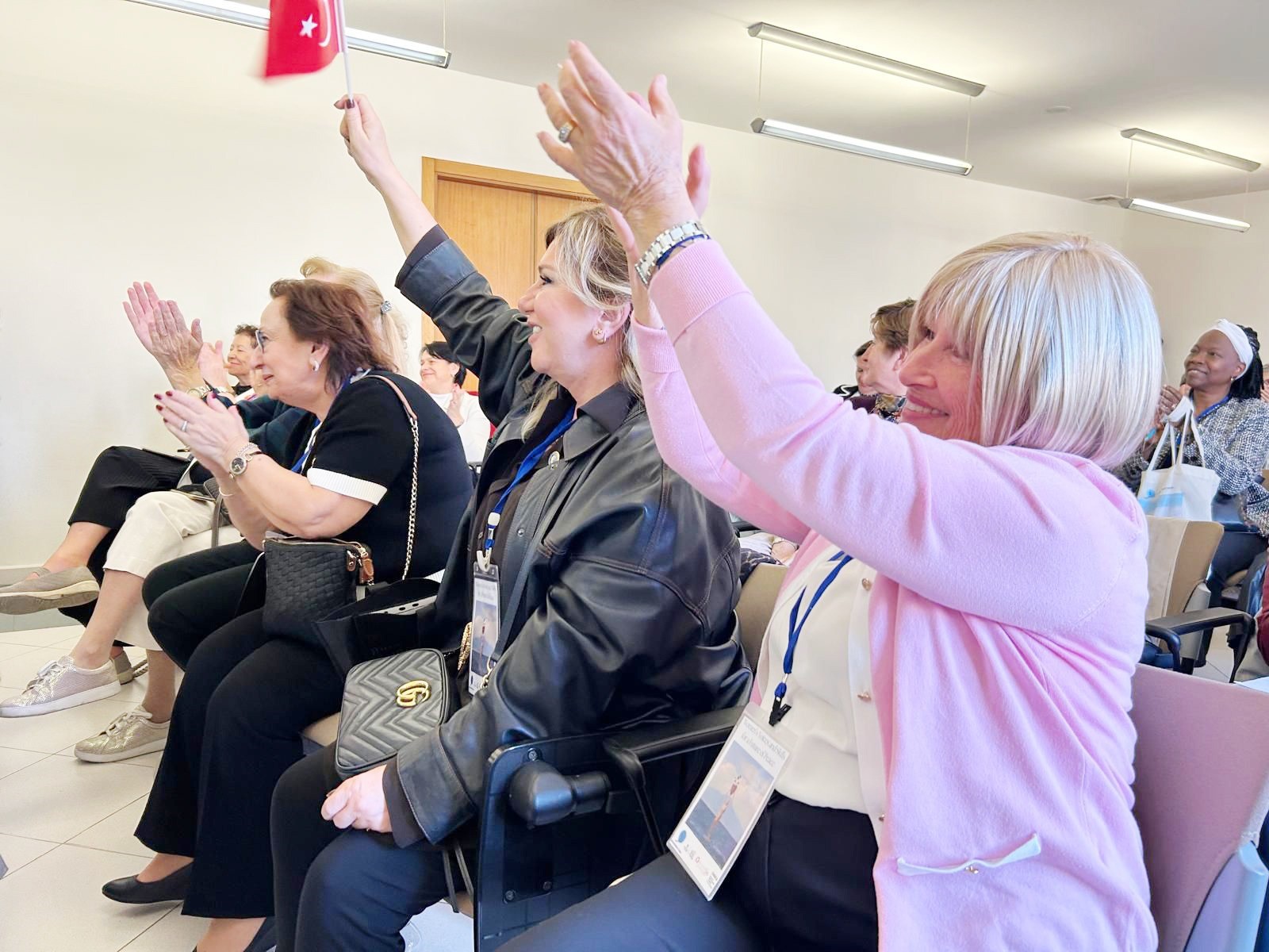 Cf4A2A11 4118 4A7E 9615 7B0296E0A2Ee