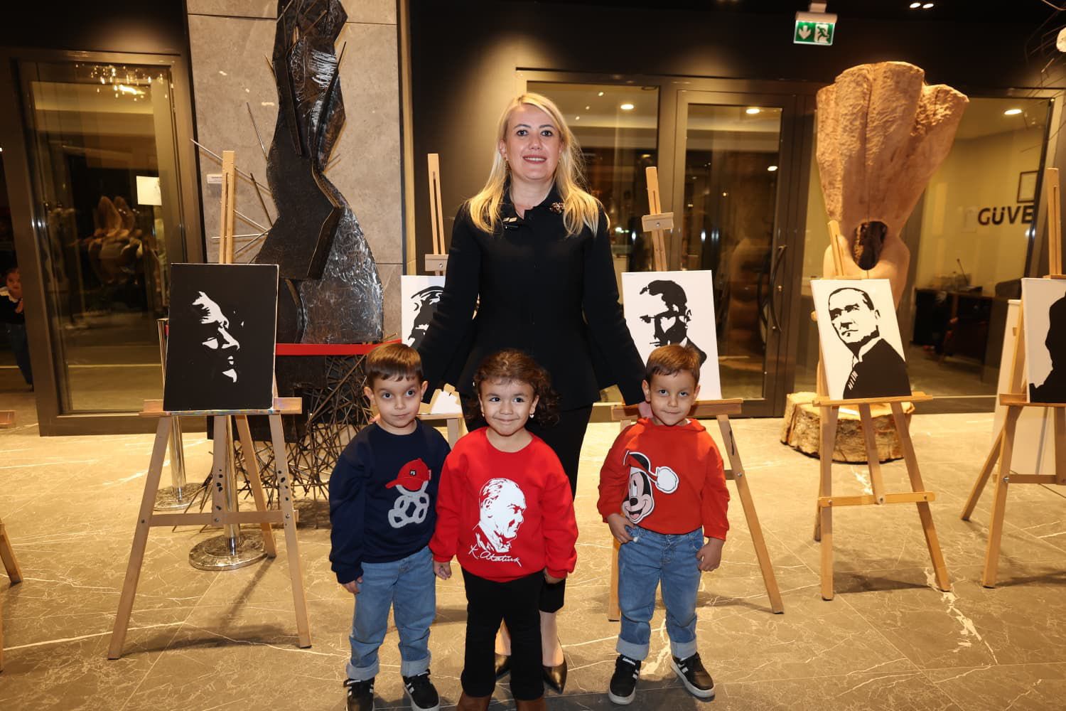 Merkezefendi̇ Kreşleri̇nde Eği̇ti̇m Gören Mi̇ni̇klerden 10 Kasim’a Özel Atatürk Sergi̇si̇ (9)