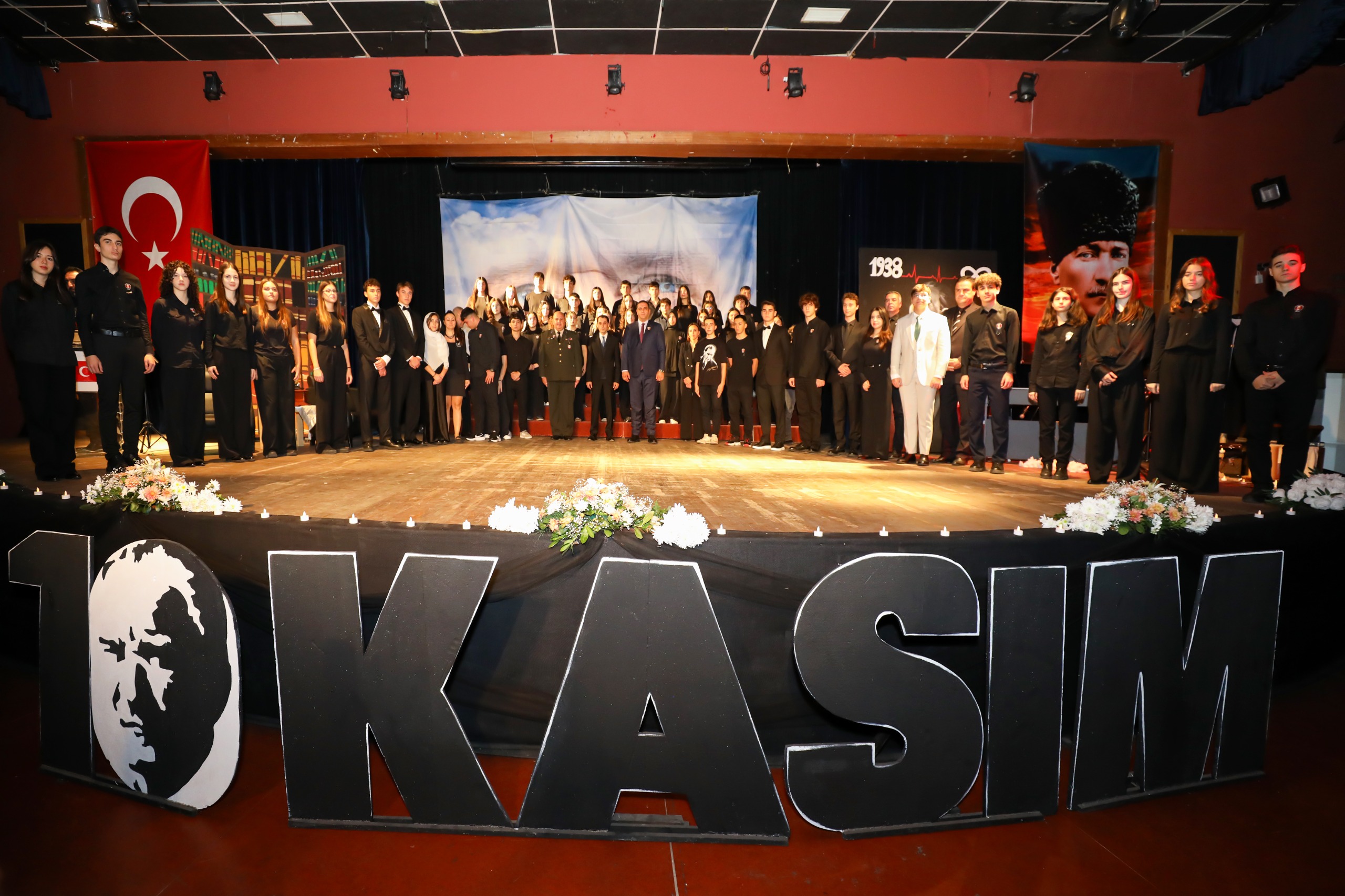 Narlidere Ata’sini Özlemle Andi (8)