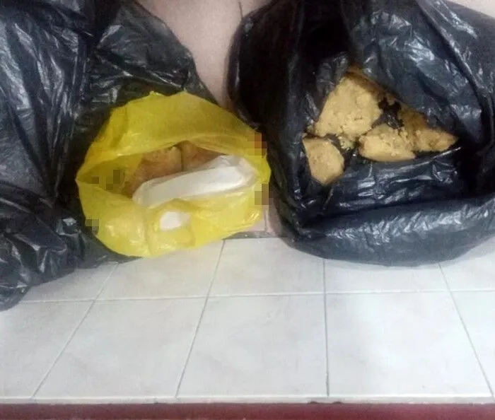 Borek Tezgahlarinda Fare Cirit Att