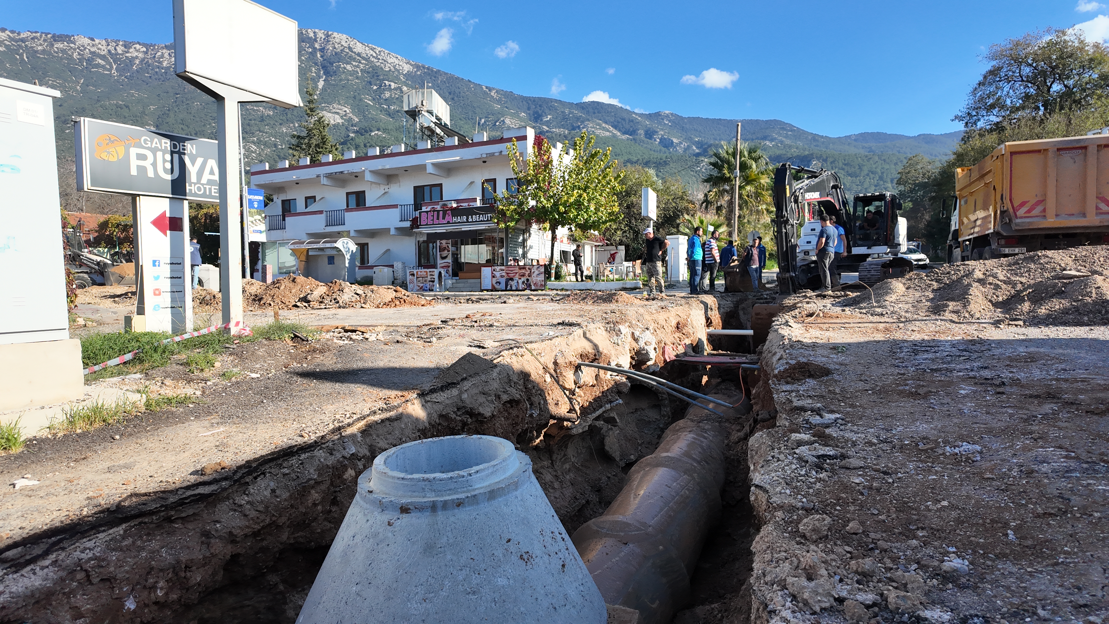Fethiye Ölüdeniz’de İçme Suyu Hatları Yenileniyor (5)