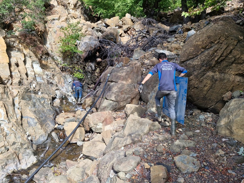 Köyceğiz Toparlar Mahallesi’nde İçme Suyu Kaynaklarında Verim Artırma Çalışması Yapıldı