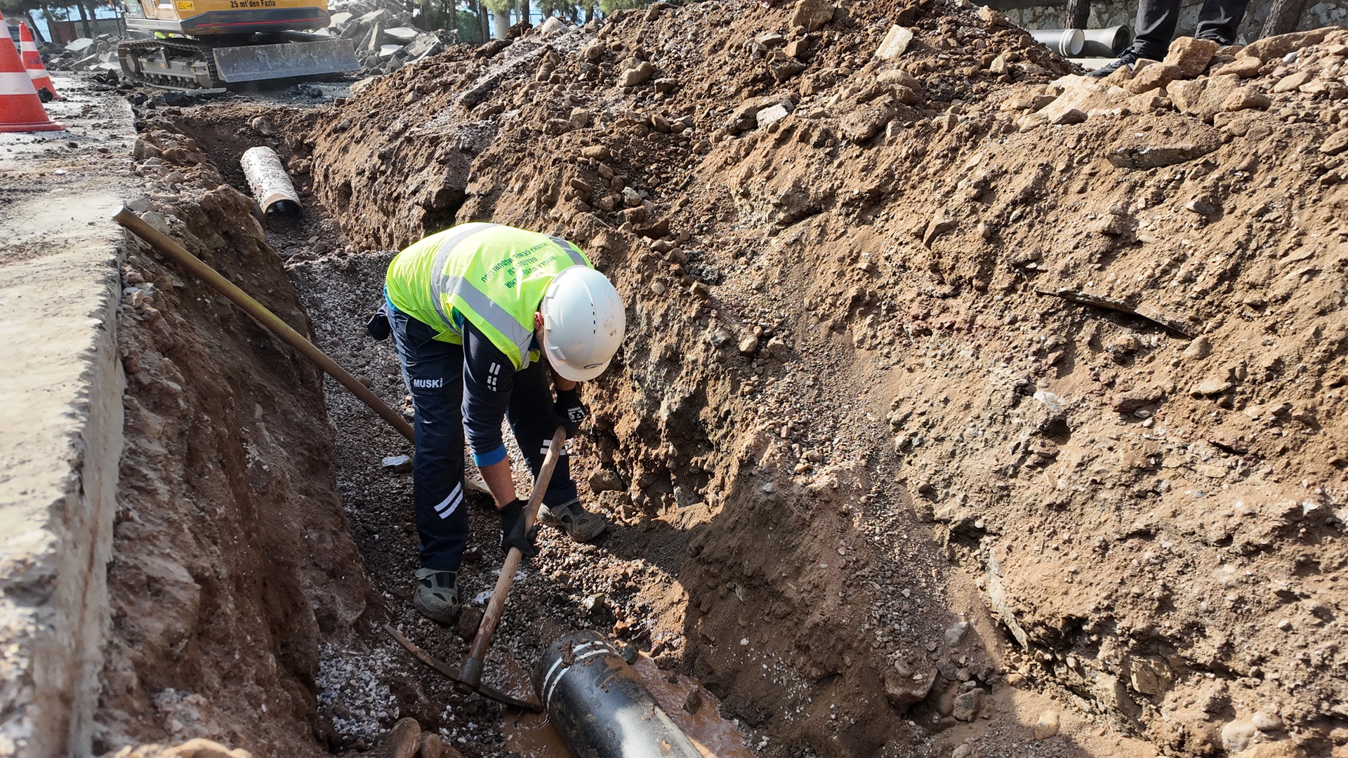 Muski̇, Marmaris Adaköy Mahallesinin İçme Suyu Hattını Yeniliyor (5)