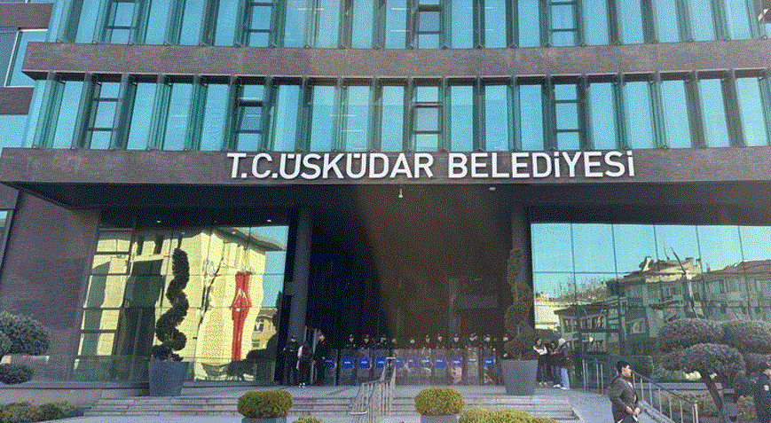 Üsküdar Belediyesi soruşturmasında 21 kişi adliyede