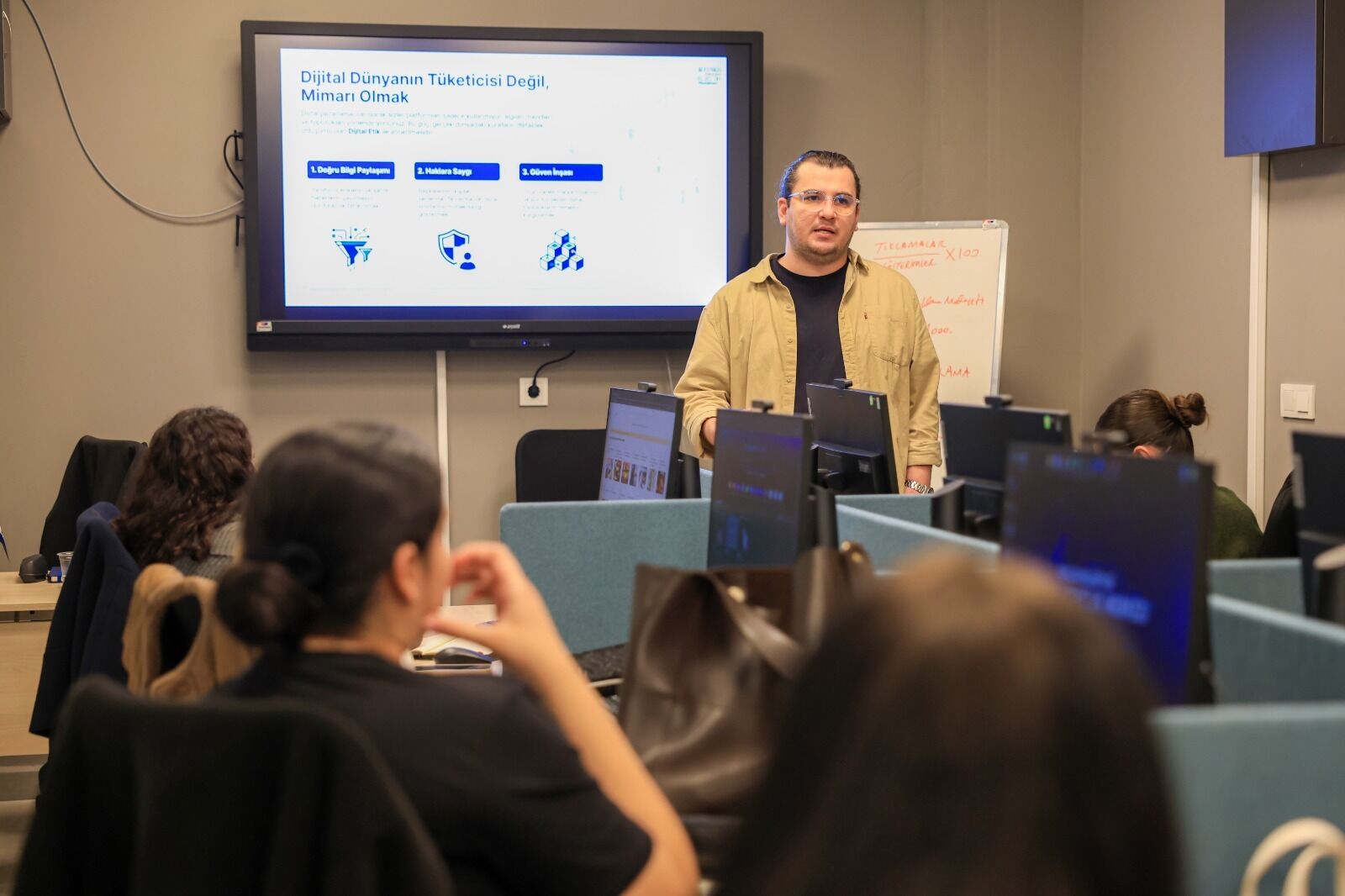 Whatsapp Image 2026 04 15 At 16.28.58