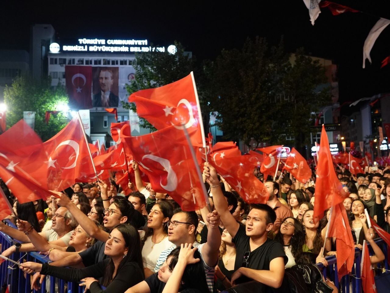 Denizli Büyükşehir’den Unutulmaz 19 Mayıs Şöleni (2)