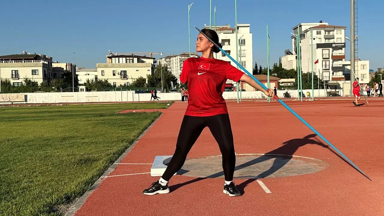 Depremzede Meryem Hanne Erbil Türkiye şampiyonu oldu
