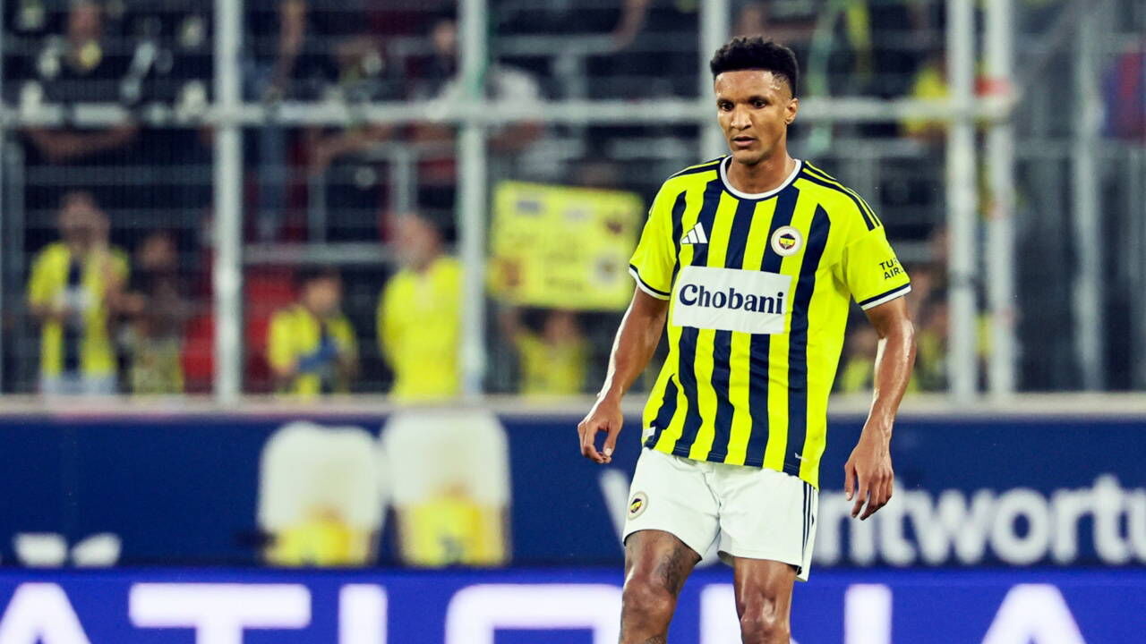 Fenerbahçe'de Becao için yeni adres belli oldu