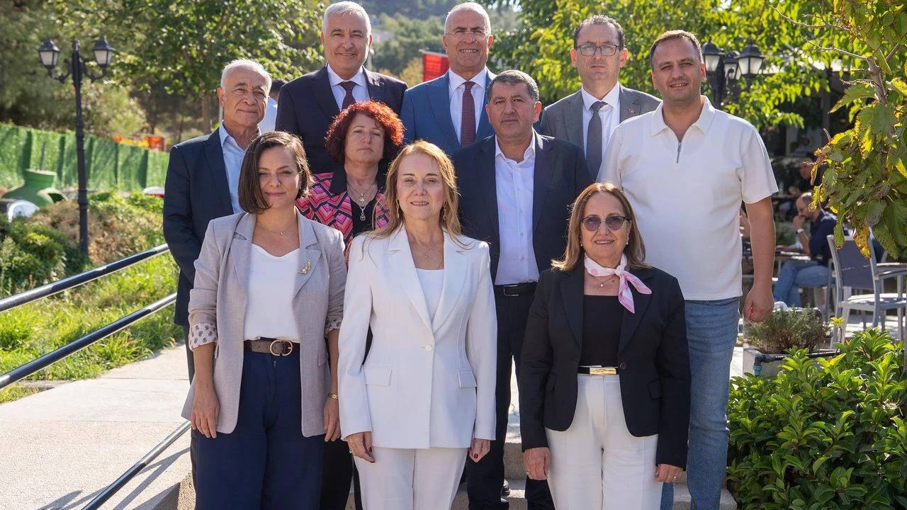 YENİ Partili başkanlar bir araya geldi
