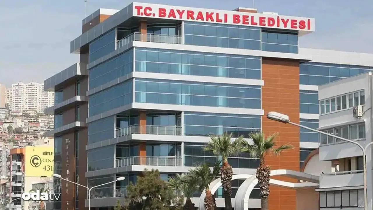 Bayraklı Belediyesi'ne operasyon
