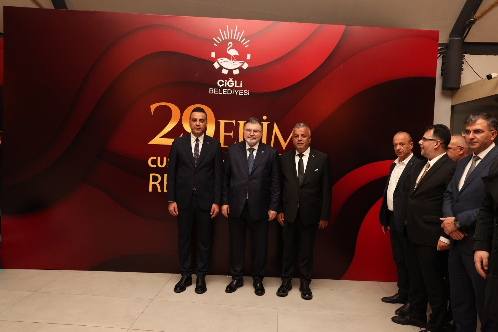 Çiğli'de Cumhuriyet'in 103. yılı coşkuyla kutlandı