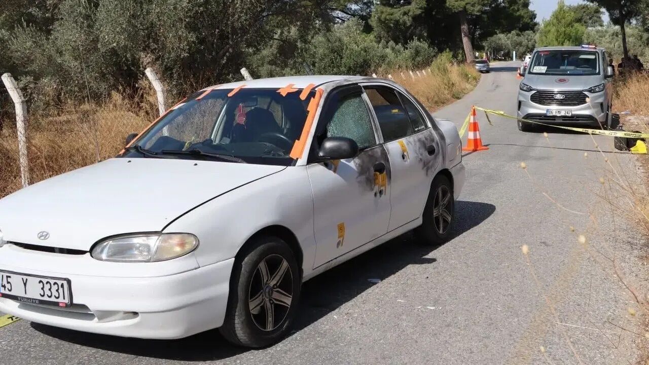 İzmir'de otomobilde c*nayet: Şüpheli yakalandı