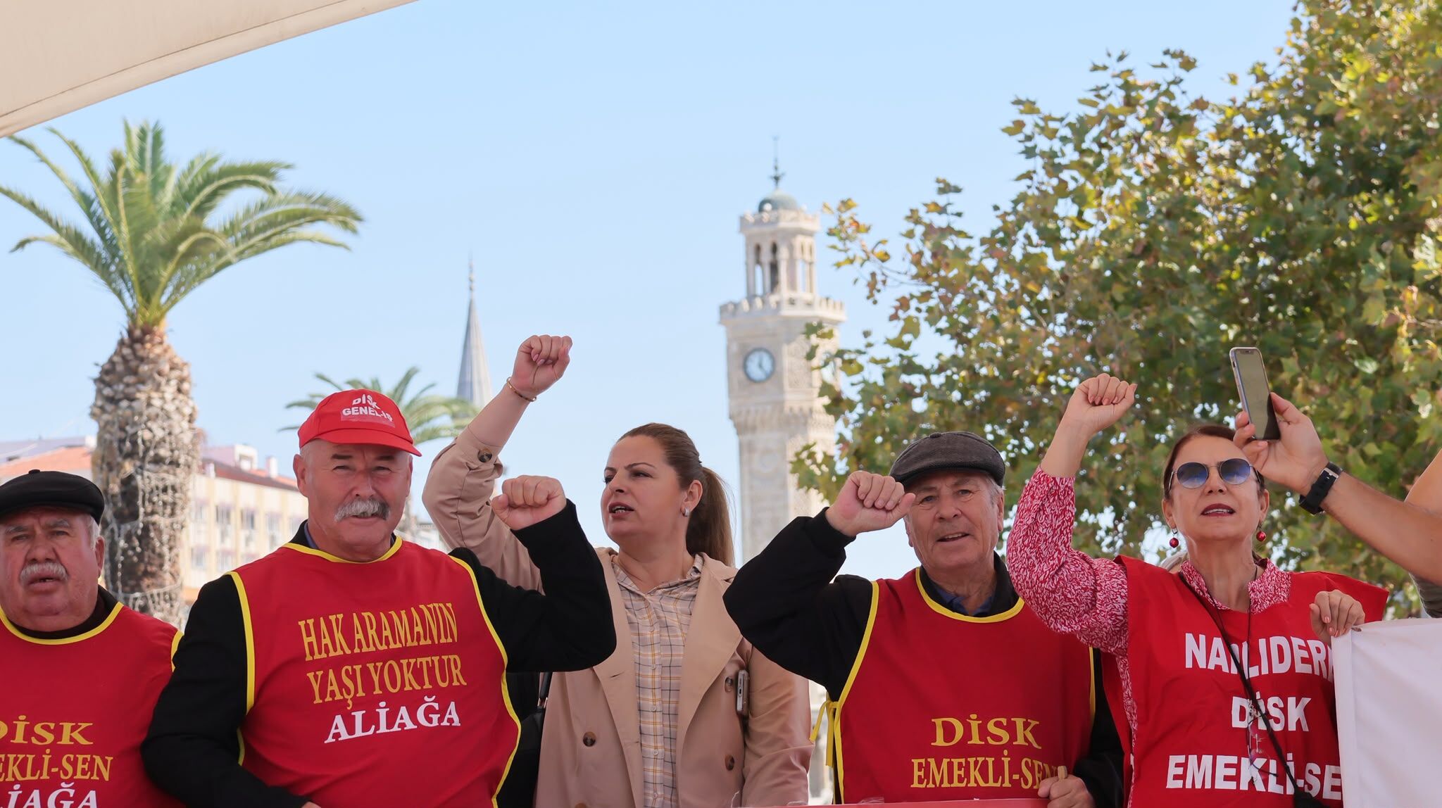 Ekmek küçülüyor, yaşam maliyeti artıyor!
