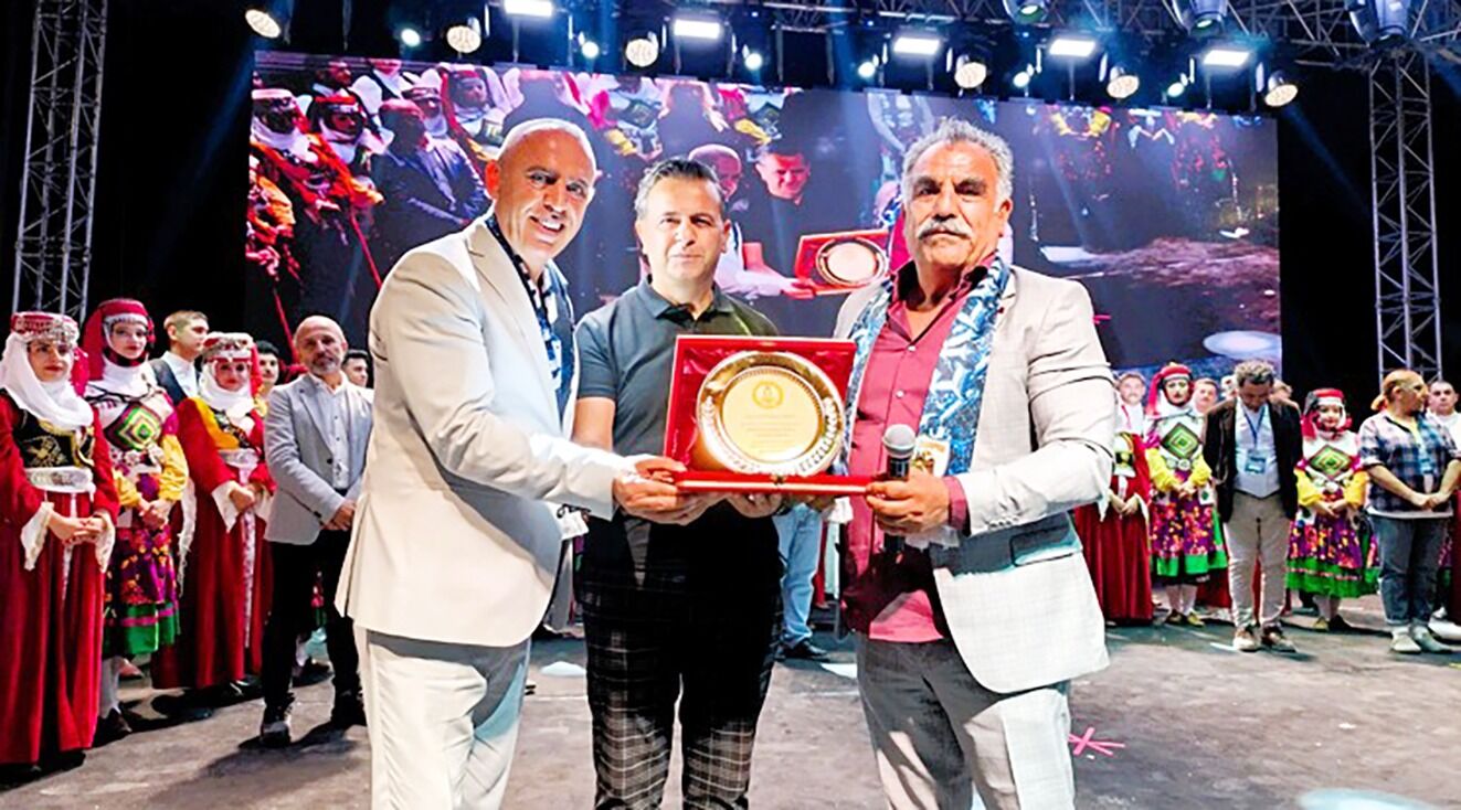 ‘Uca Dağlar’ İzmir’de Erzurum rüzgarı estirdi