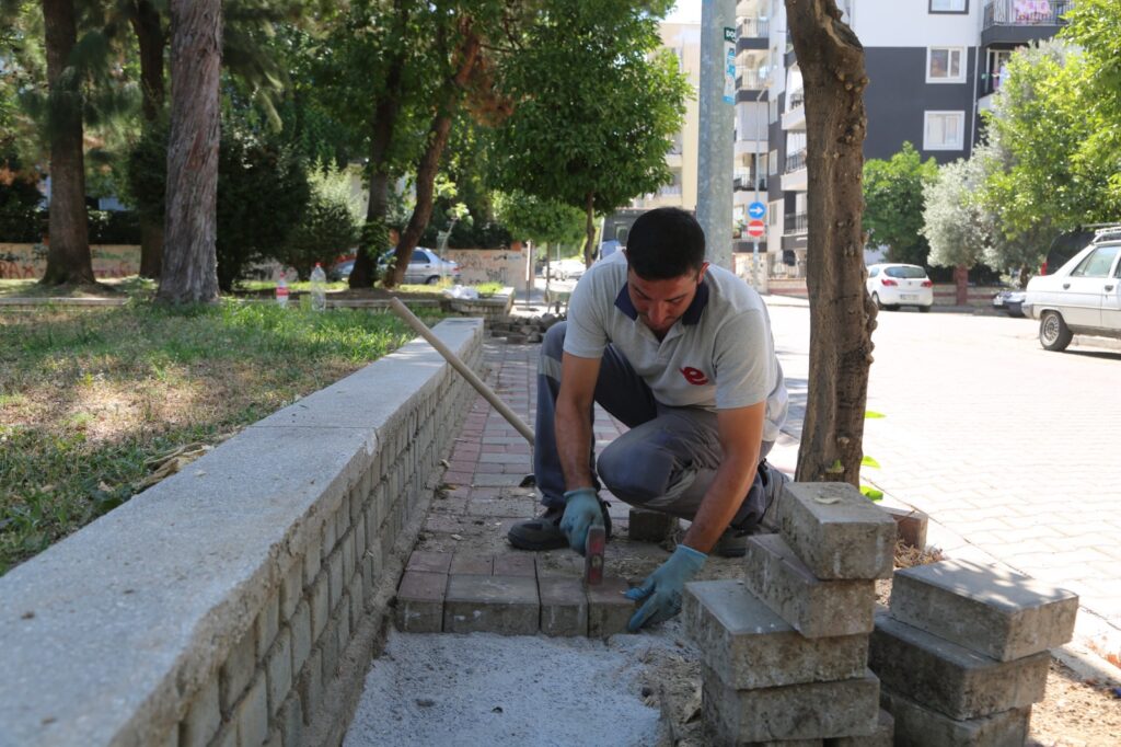 BAŞKAN YETİŞKİN’DEN EFELER’E 65 MİLYONLUK YOL YATIRIMI3