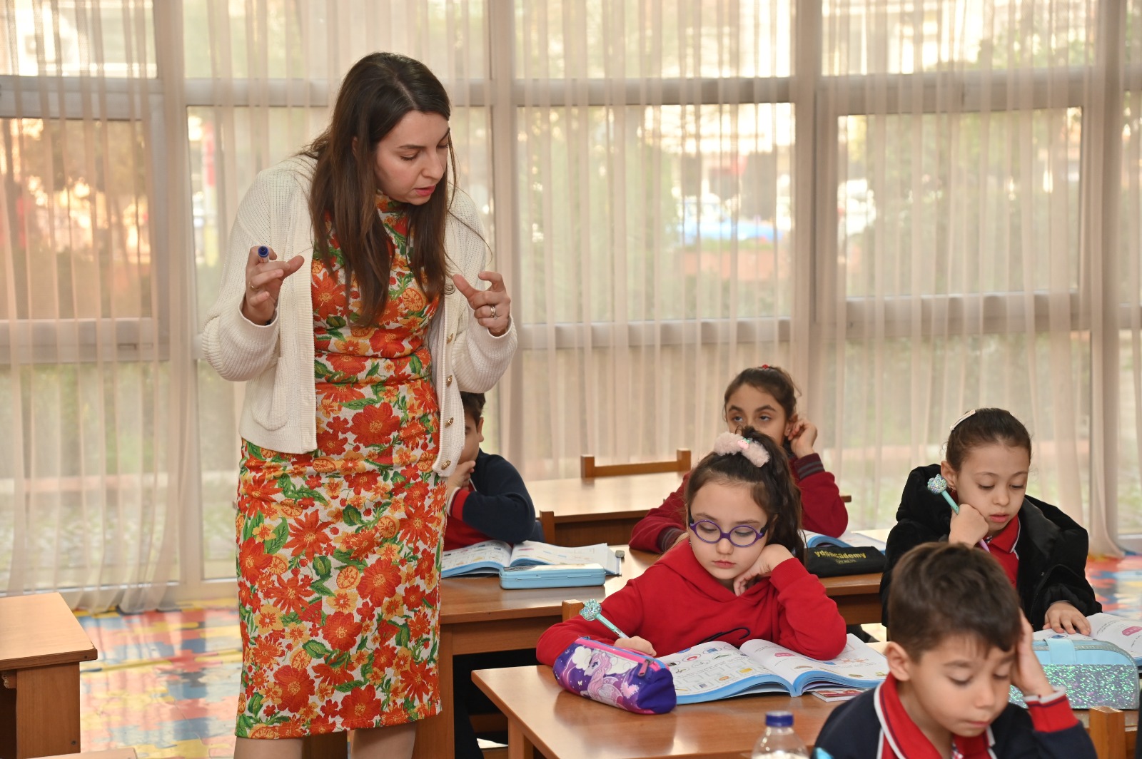 Manisa Belediye Başkanı Ferdi Zeyrek,eğitim öğretim dönemi için yeni bir soluk getirecek projeye imza attı.