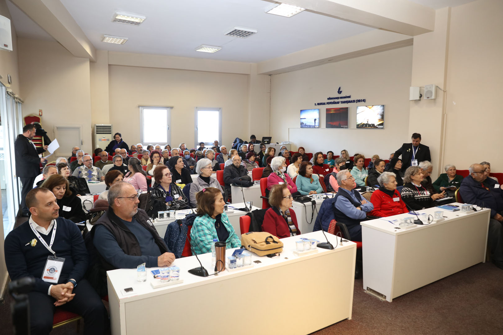 Güzelbahçe Belediyesi, Güzelbahçe Kent Konseyi ve Ege Geriatri Derneği işbirliğiyle Üçüncü Yaş Üniversitesi eğitimleri start verdi.