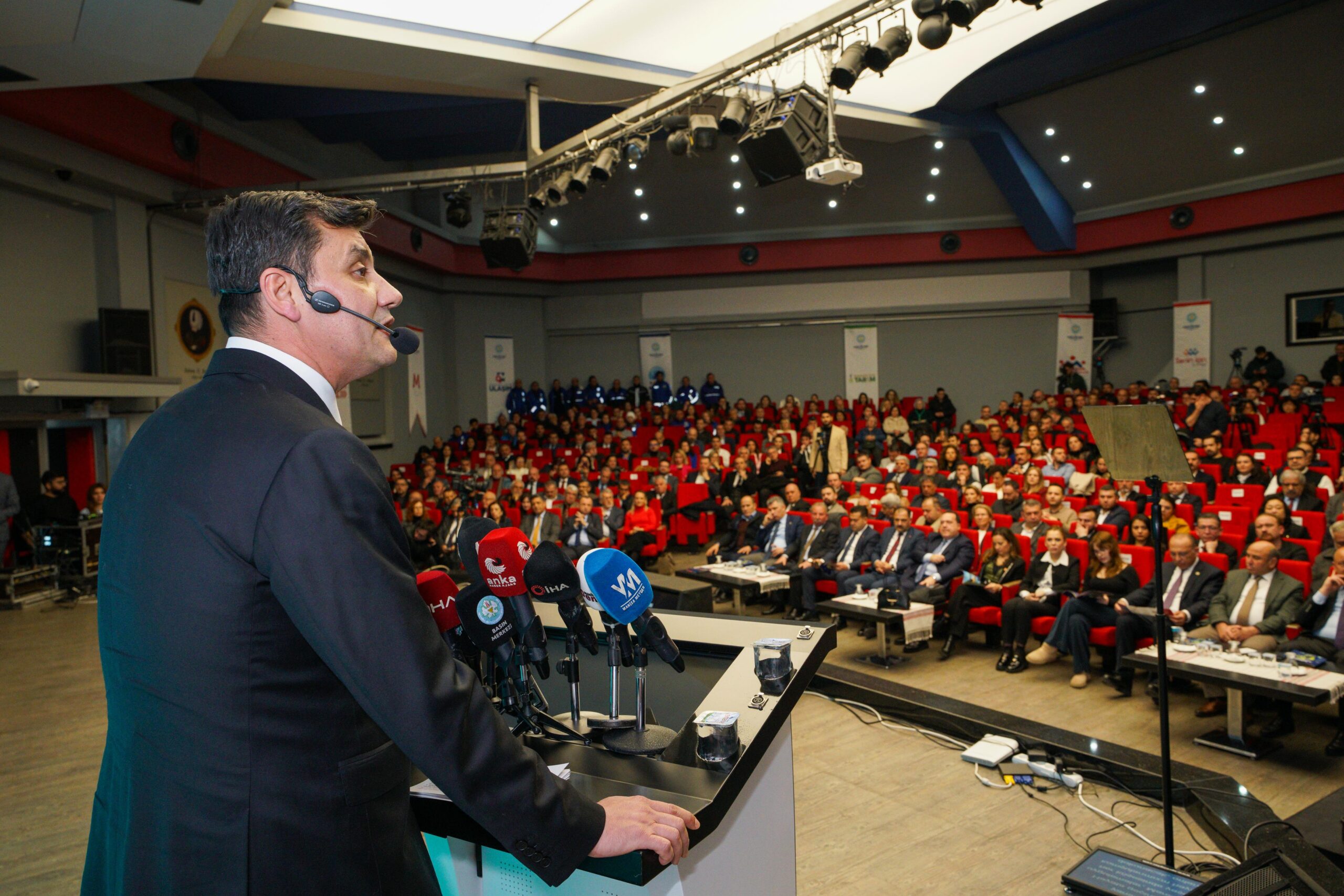 Manisa Büyükşehir Belediyesi, kentin dijital dönüşümüne yön verecek büyük bir adım atarak geleceğe yönelik anlamlı bir yatırım yaptı.